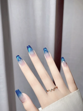 Nail sáng tạo, hợp xu hướng tại Bình Thạnh – Đến ngay Cỏ May Beauty Lounge